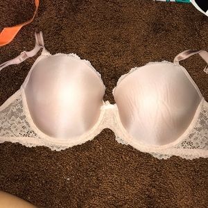 victoria’s secret nude satin and lace bra 32ddd